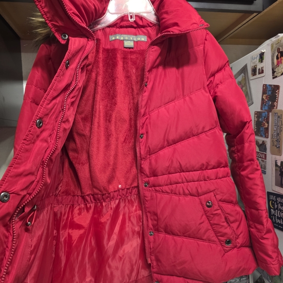 Women's Red Puffer Jacket - Picture 9 of 10
